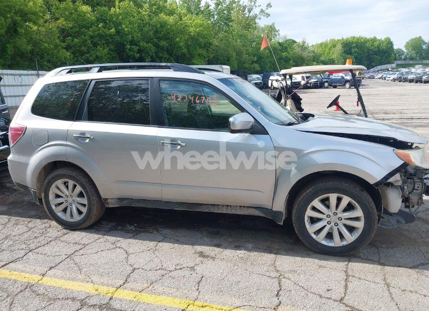 Photo 13 of 2012 Subaru Forester 2.5X PREMIUM (VIN JF2SHADCXCG404478)