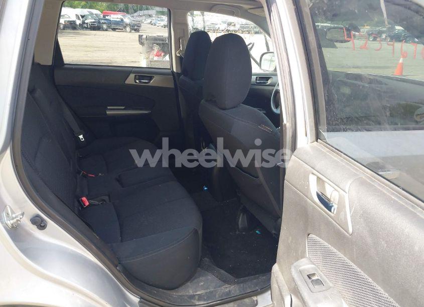Photo 8 of 2012 Subaru Forester 2.5X PREMIUM (VIN JF2SHADCXCG404478)