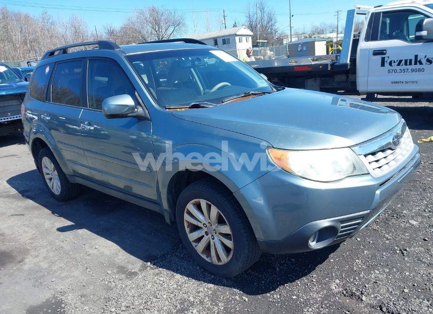 2012 Subaru Forester 2.5X PREMIUM (VIN JF2SHADCXCH406774) main photo