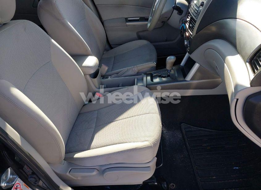 Photo 5 of 2012 Subaru Forester 2.5X PREMIUM (VIN JF2SHADCXCH411800)