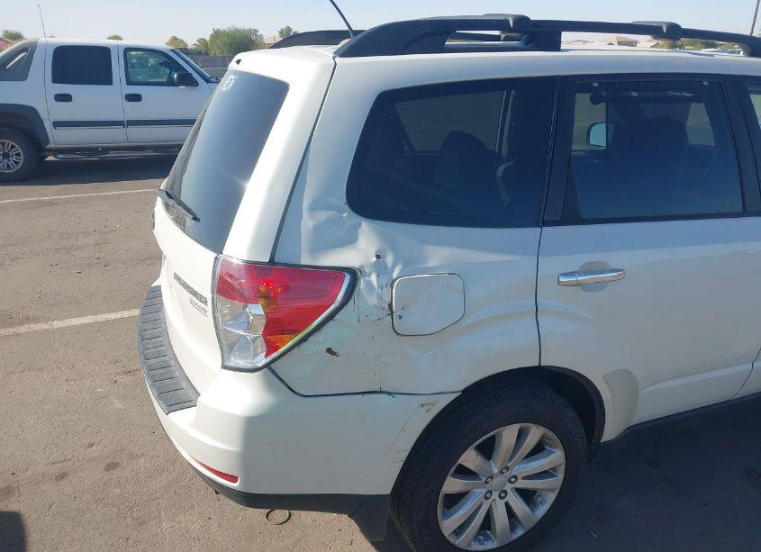 Photo 6 of 2012 Subaru Forester 2.5X PREMIUM (VIN JF2SHADCXCH463928)