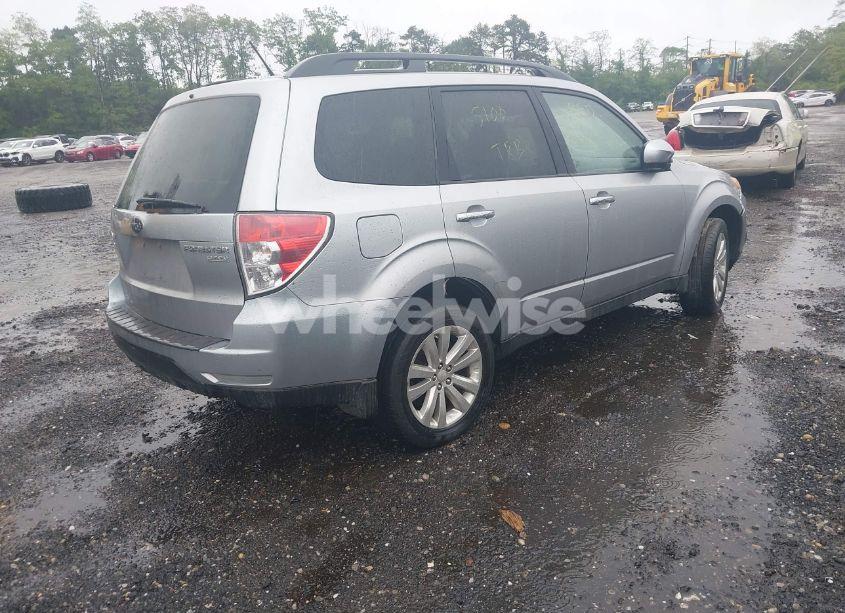 Photo 4 of 2012 Subaru Forester 2.5X PREMIUM (VIN JF2SHADCXCH468837)