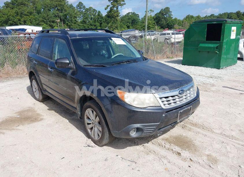 2011 Subaru Forester 2.5X LIMITED (VIN JF2SHAEC0BH727347) main photo