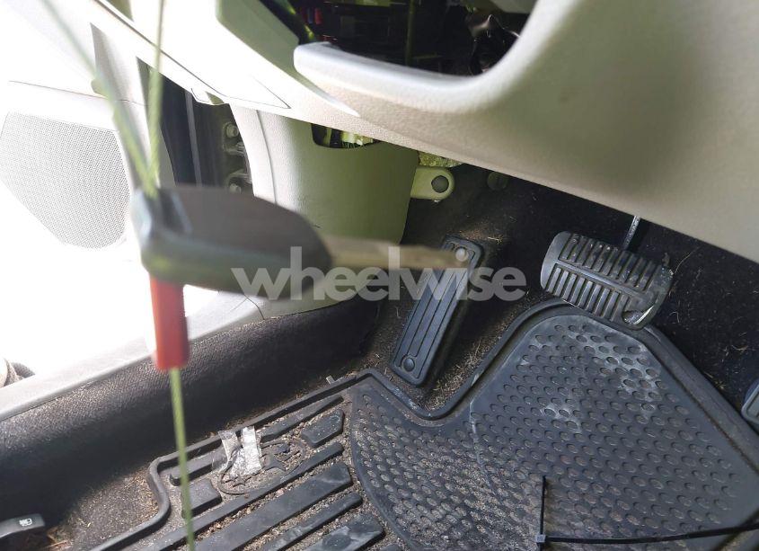 Photo 11 of 2011 Subaru Forester 2.5X LIMITED (VIN JF2SHAEC0BH727347)