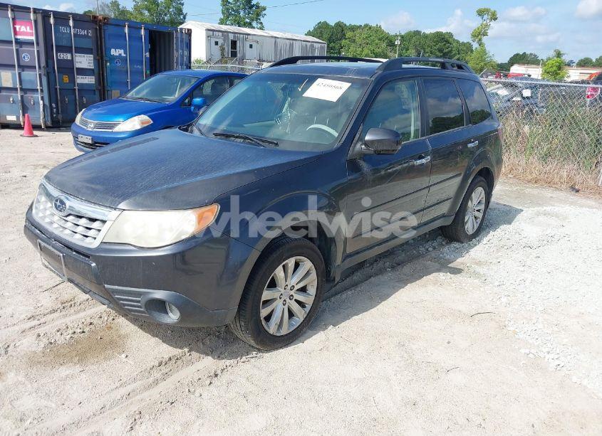 Photo 2 of 2011 Subaru Forester 2.5X LIMITED (VIN JF2SHAEC0BH727347)