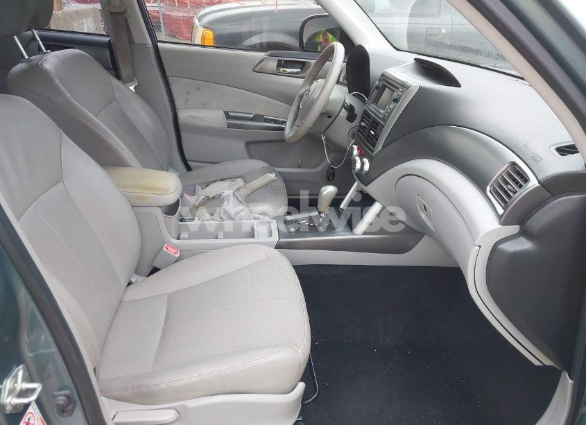 Photo 5 of 2011 Subaru Forester 2.5X LIMITED (VIN JF2SHAEC0BH749039)
