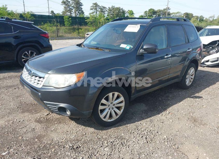 Photo 2 of 2012 Subaru Forester 2.5X LIMITED (VIN JF2SHAEC0CH434209)