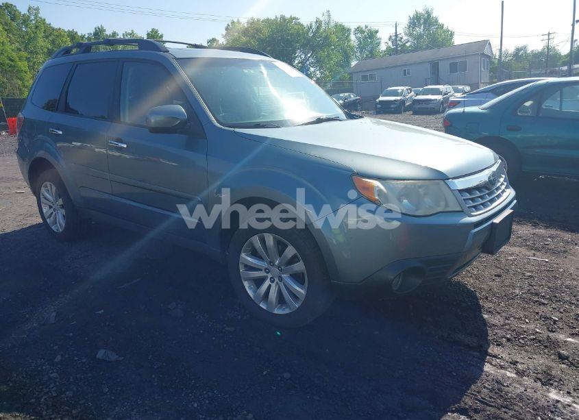 2012 Subaru Forester 2.5X LIMITED (VIN JF2SHAEC0CH450474) main photo