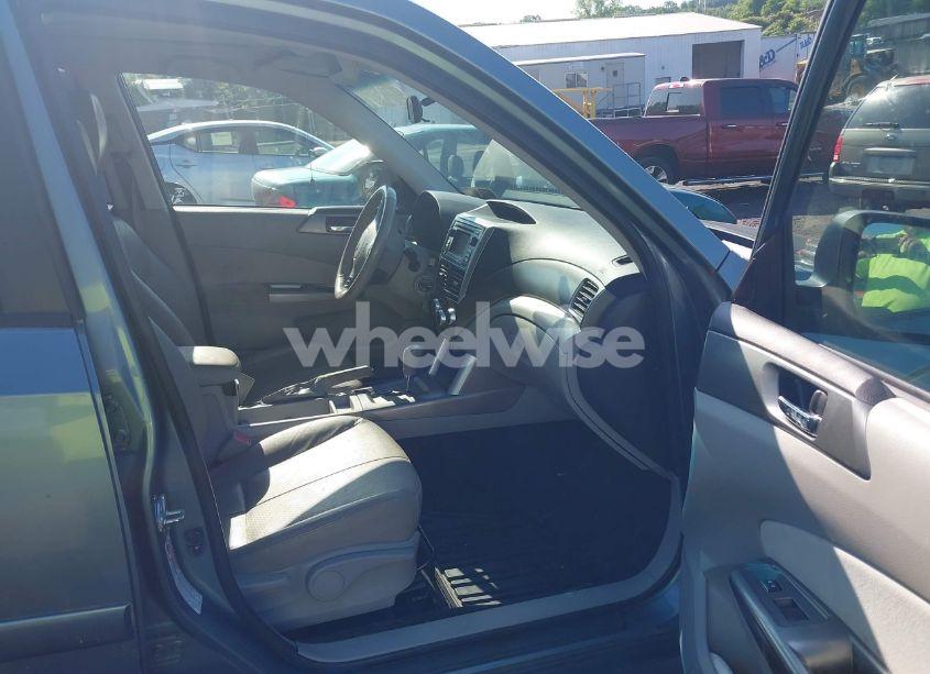 Photo 5 of 2012 Subaru Forester 2.5X LIMITED (VIN JF2SHAEC0CH450474)