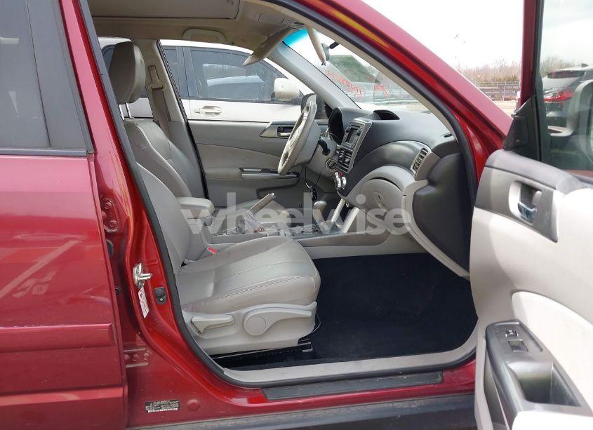 Photo 5 of 2013 Subaru Forester 2.5X LIMITED (VIN JF2SHAEC0DH436933)