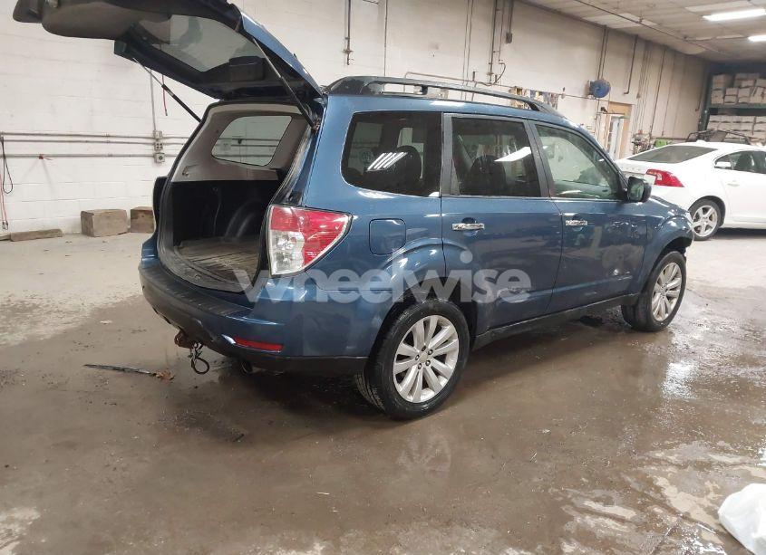 Photo 4 of 2011 Subaru Forester 2.5X LIMITED (VIN JF2SHAEC1BH732069)