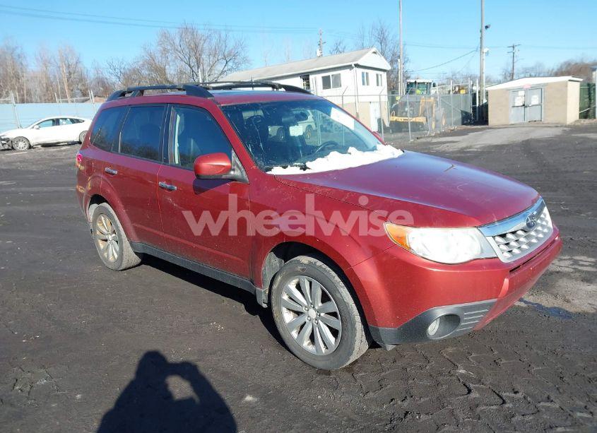 2011 Subaru Forester 2.5X LIMITED (VIN JF2SHAEC1BH749096) main photo