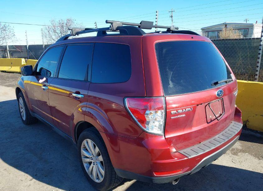 Photo 3 of 2011 Subaru Forester 2.5X LIMITED (VIN JF2SHAEC1BH775391)