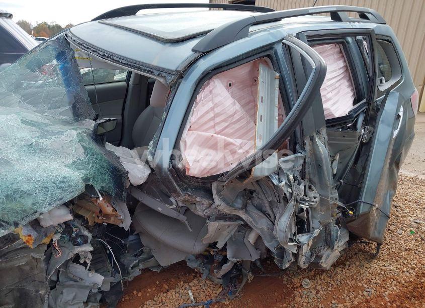 Photo 6 of 2013 Subaru Forester 2.5X LIMITED (VIN JF2SHAEC1DH427156)