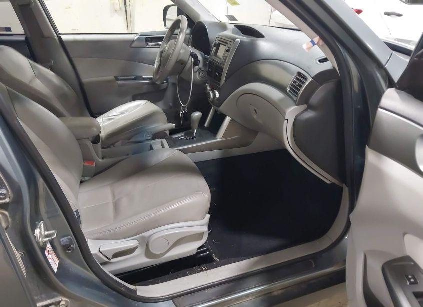 Photo 5 of 2013 Subaru Forester 2.5X LIMITED (VIN JF2SHAEC1DH429425)