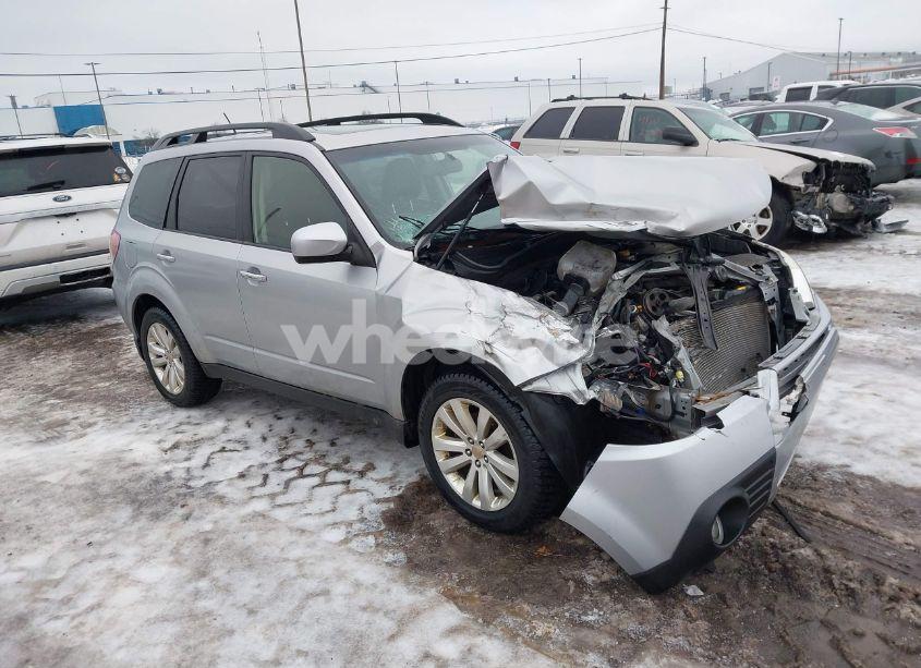 2012 Subaru Forester 2.5X LIMITED (VIN JF2SHAEC2CH426984) main photo