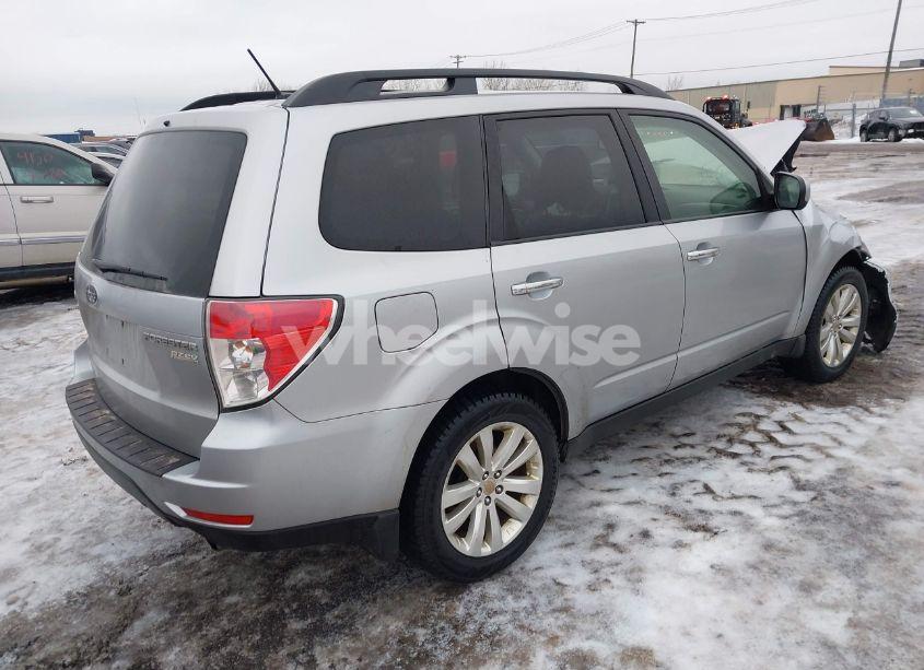 Photo 4 of 2012 Subaru Forester 2.5X LIMITED (VIN JF2SHAEC2CH426984)