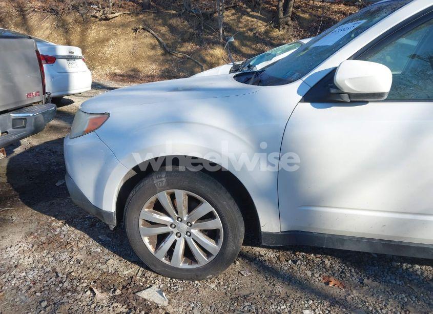 Photo 12 of 2013 Subaru Forester 2.5X LIMITED (VIN JF2SHAEC2DH440885)