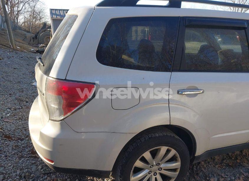 Photo 15 of 2013 Subaru Forester 2.5X LIMITED (VIN JF2SHAEC2DH440885)