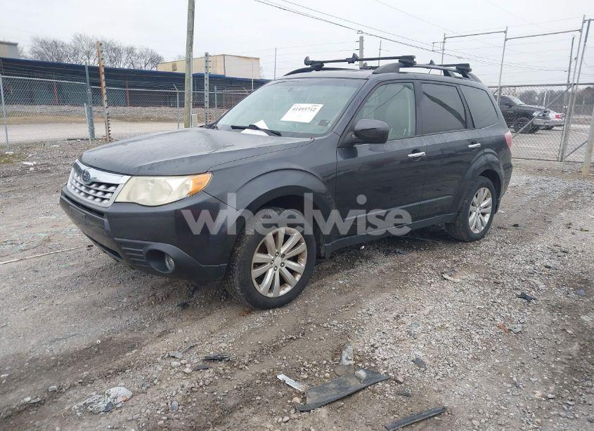 Photo 2 of 2011 Subaru Forester 2.5X LIMITED (VIN JF2SHAEC3BH745745)
