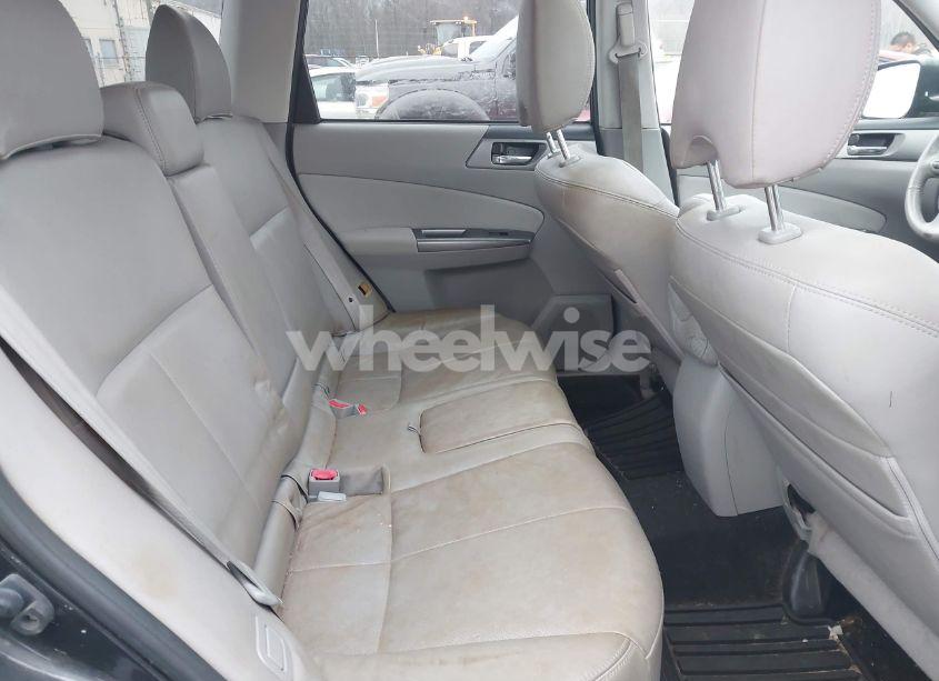 Photo 8 of 2011 Subaru Forester 2.5X LIMITED (VIN JF2SHAEC3BH745745)