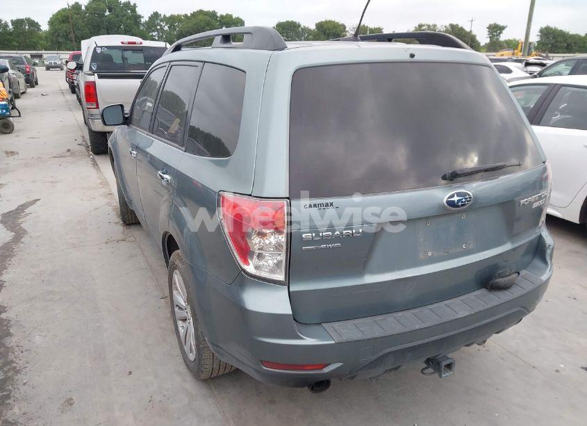 Photo 3 of 2011 Subaru Forester 2.5X LIMITED (VIN JF2SHAEC3BH756499)