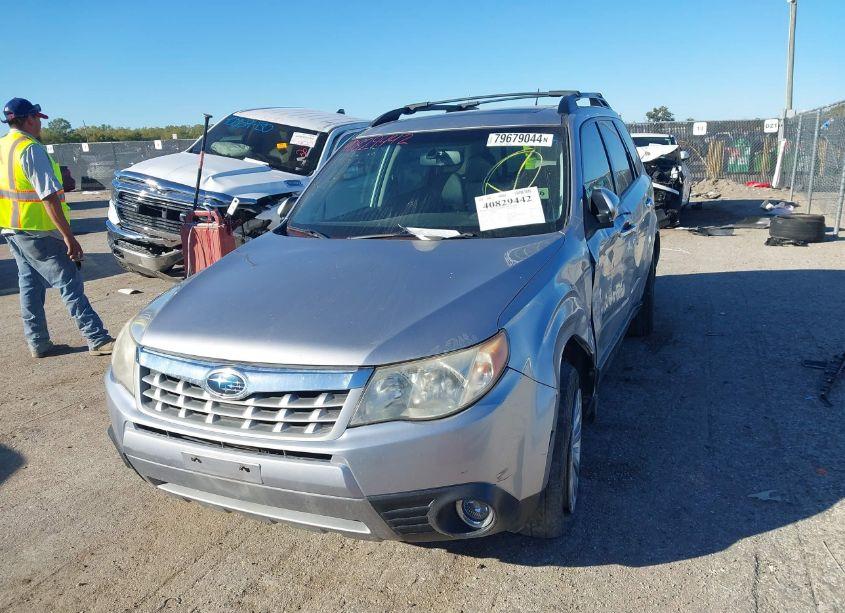 Photo 2 of 2012 Subaru Forester 2.5X LIMITED (VIN JF2SHAEC3CH467978)