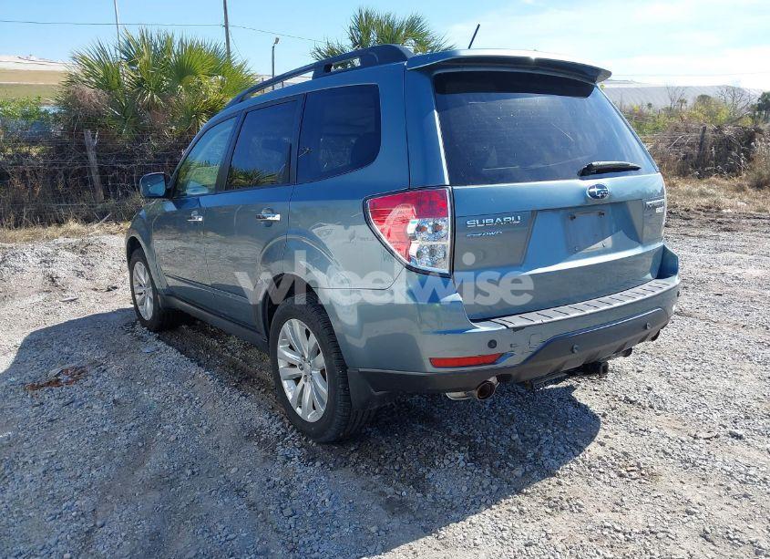 Photo 3 of 2013 Subaru Forester 2.5X LIMITED (VIN JF2SHAEC3DH441866)