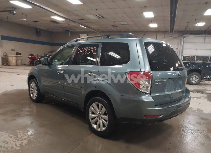 Photo 3 of 2012 Subaru Forester 2.5X LIMITED (VIN JF2SHAEC4CH406199)