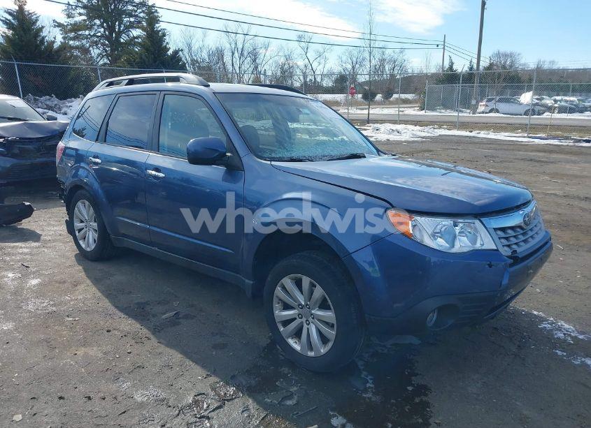 2012 Subaru Forester 2.5X LIMITED (VIN JF2SHAEC4CH420071) main photo