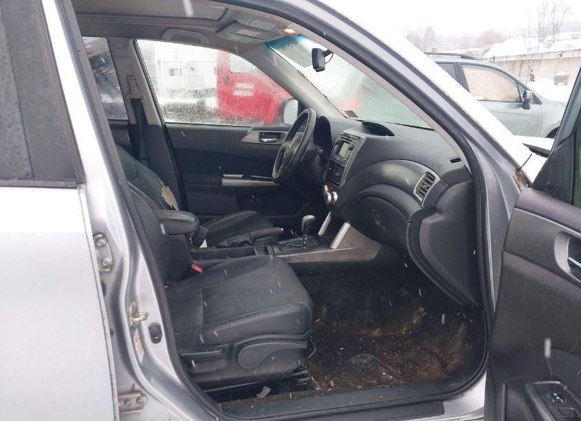 Photo 5 of 2013 Subaru Forester 2.5X LIMITED (VIN JF2SHAEC5DH441934)