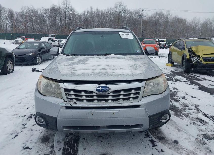 Photo 6 of 2013 Subaru Forester 2.5X LIMITED (VIN JF2SHAEC5DH441934)