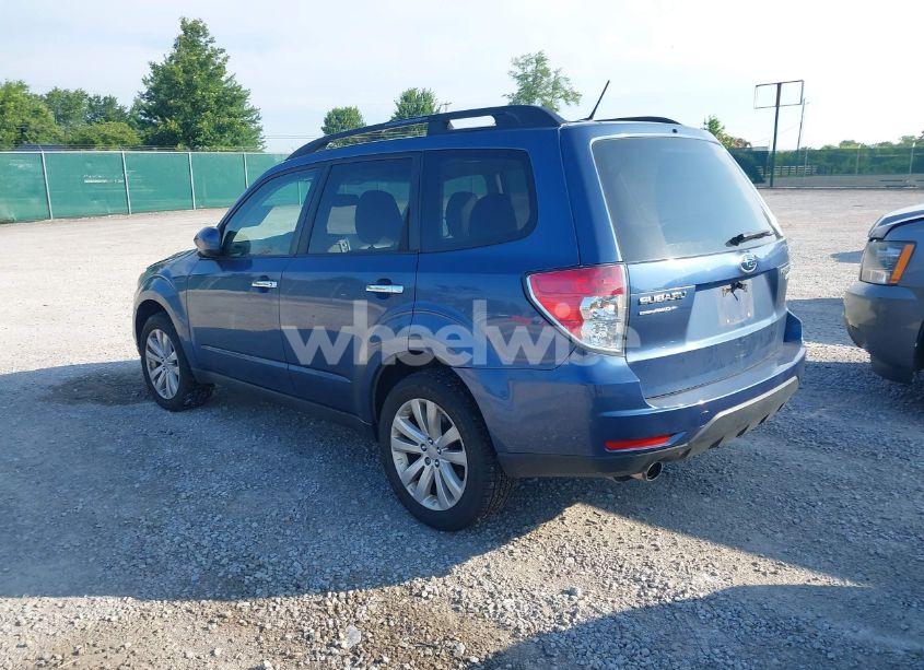 Photo 3 of 2012 Subaru Forester 2.5X LIMITED (VIN JF2SHAEC6CH470115)