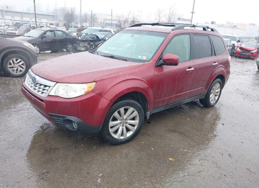 Photo 2 of 2011 Subaru Forester 2.5X LIMITED (VIN JF2SHAEC7BH753539)