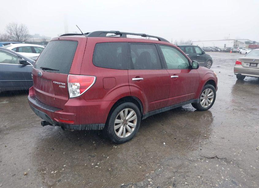 Photo 4 of 2011 Subaru Forester 2.5X LIMITED (VIN JF2SHAEC7BH753539)