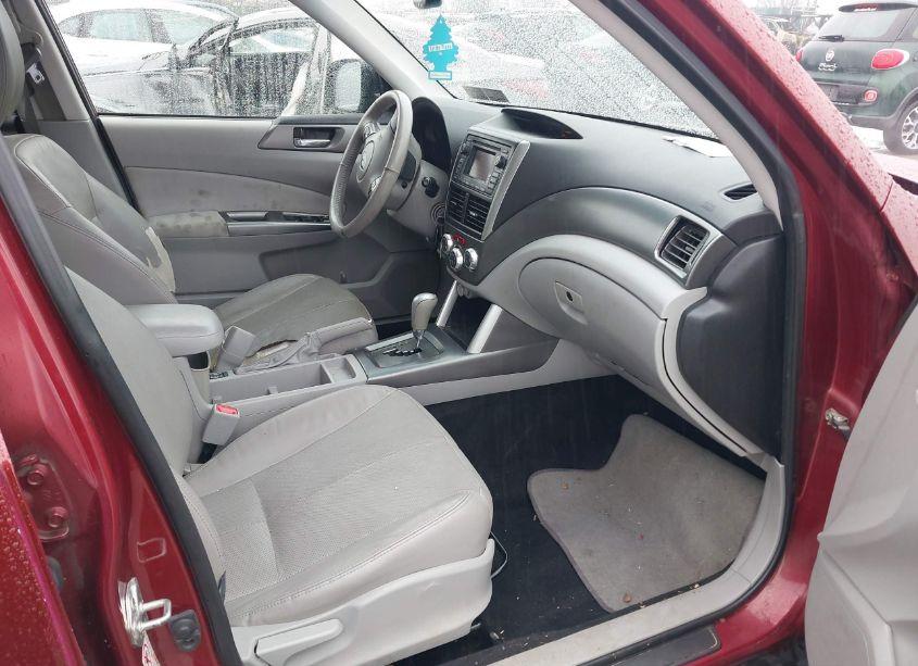 Photo 5 of 2011 Subaru Forester 2.5X LIMITED (VIN JF2SHAEC7BH753539)