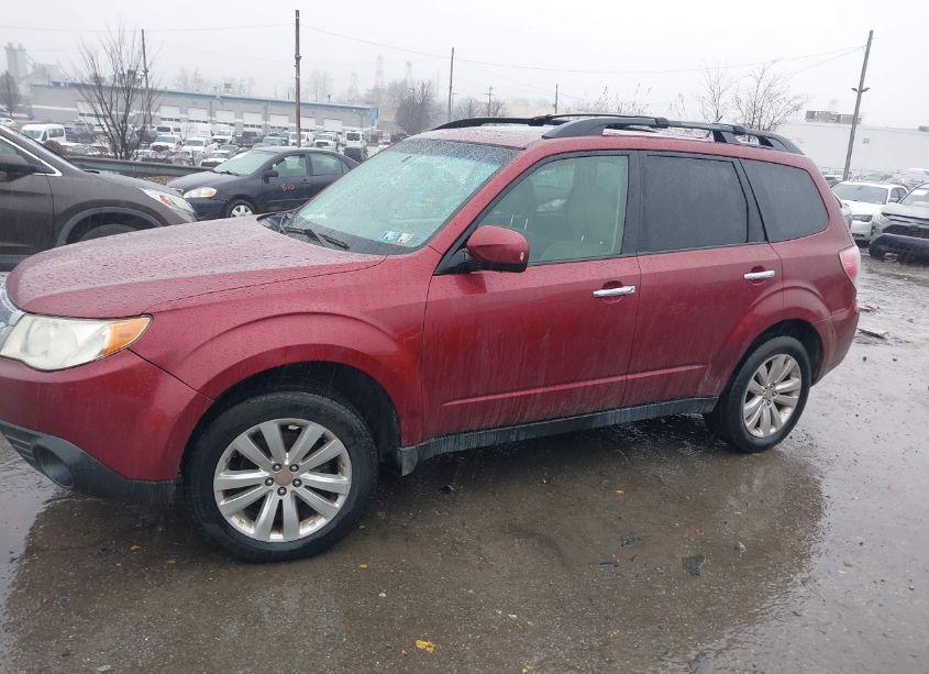 Photo 6 of 2011 Subaru Forester 2.5X LIMITED (VIN JF2SHAEC7BH753539)