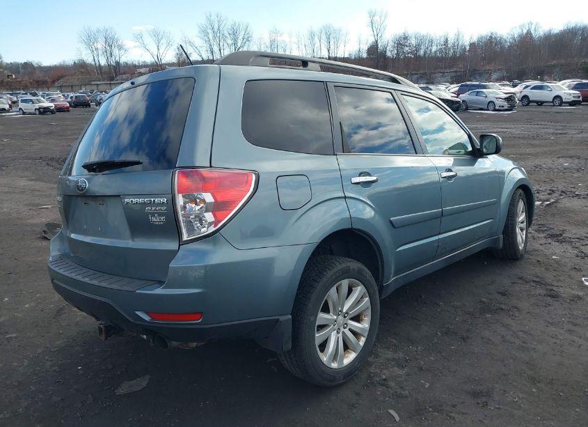 Photo 4 of 2011 Subaru Forester 2.5X LIMITED (VIN JF2SHAEC7BH753590)