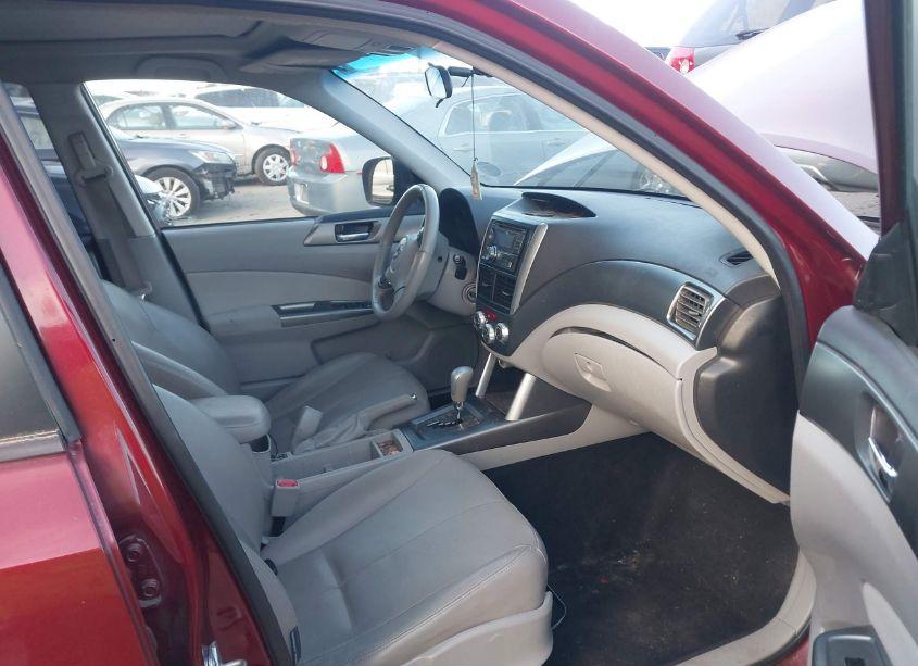 Photo 5 of 2011 Subaru Forester 2.5X LIMITED (VIN JF2SHAEC7BH756201)