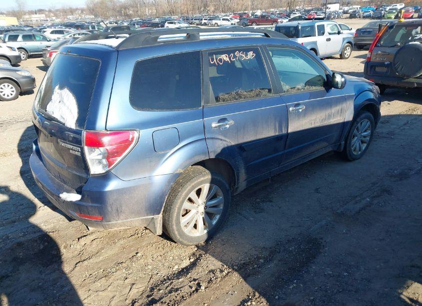 Photo 4 of 2011 Subaru Forester 2.5X LIMITED (VIN JF2SHAEC7BH780644)