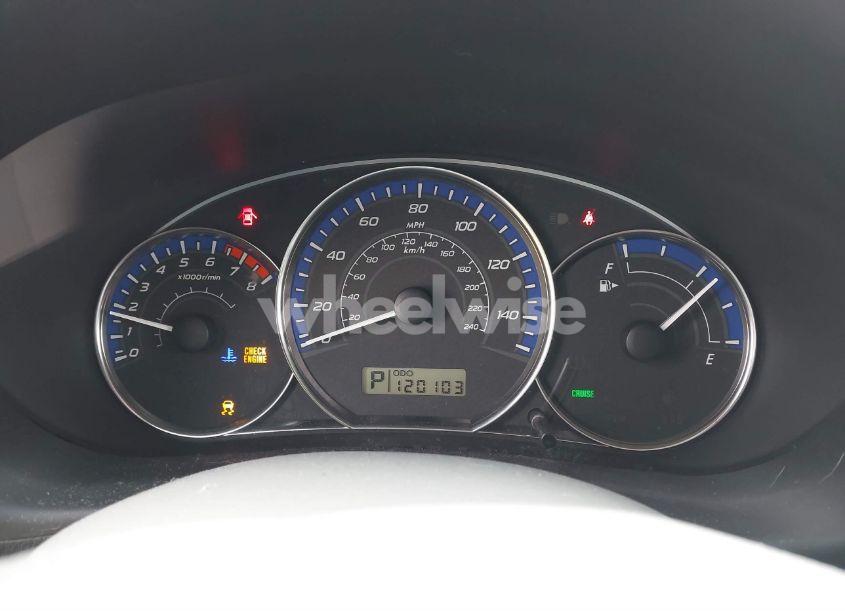 Photo 7 of 2011 Subaru Forester 2.5X LIMITED (VIN JF2SHAEC8BH733770)