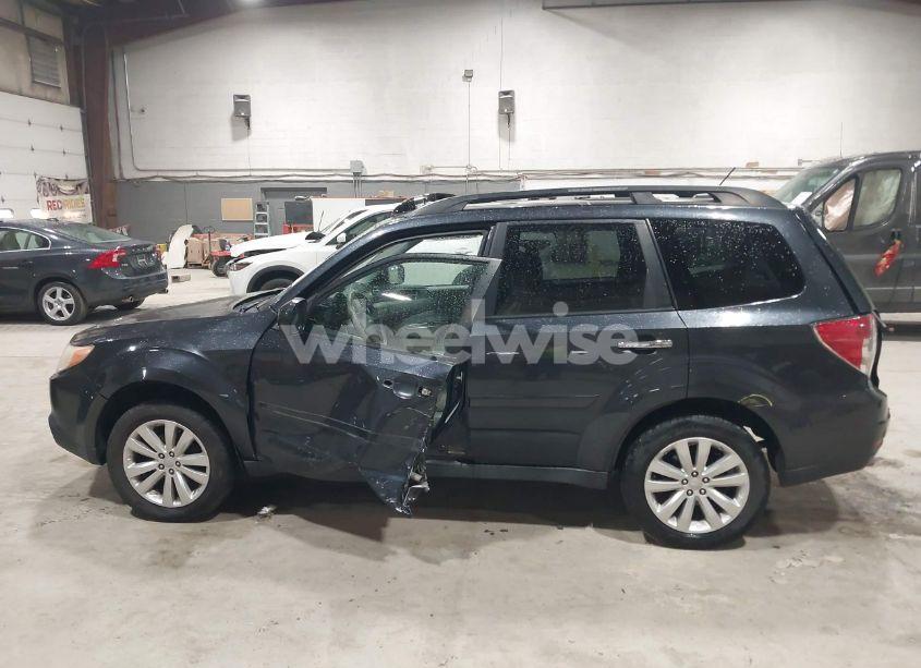 Photo 14 of 2011 Subaru Forester 2.5X LIMITED (VIN JF2SHAEC8BH736622)