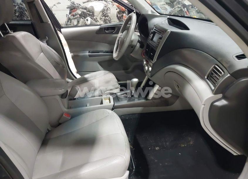 Photo 5 of 2011 Subaru Forester 2.5X LIMITED (VIN JF2SHAEC8BH736622)
