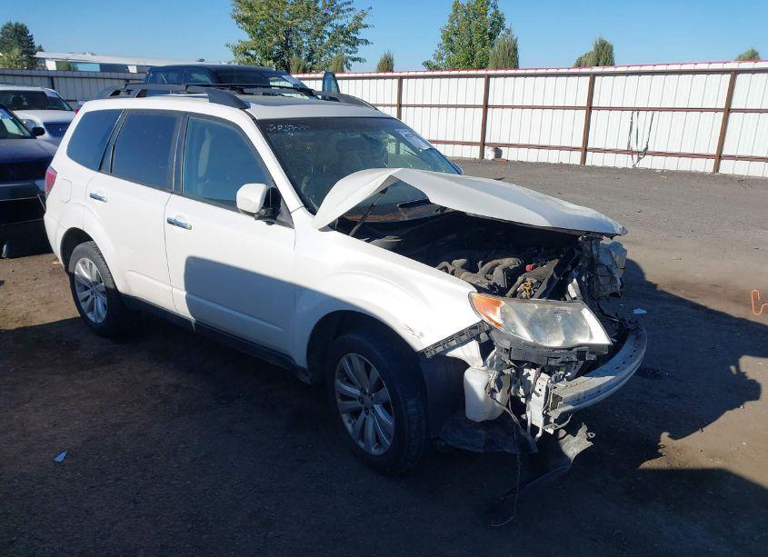 2012 Subaru Forester 2.5X LIMITED (VIN JF2SHAEC9CH432457) main photo