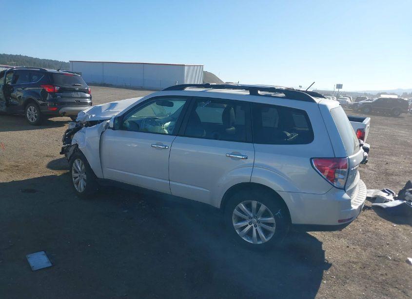 Photo 3 of 2012 Subaru Forester 2.5X LIMITED (VIN JF2SHAEC9CH432457)