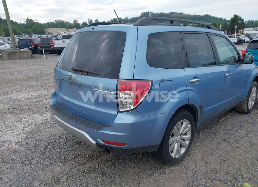 Photo 4 of 2011 Subaru Forester 2.5X LIMITED (VIN JF2SHAECXBH704853)