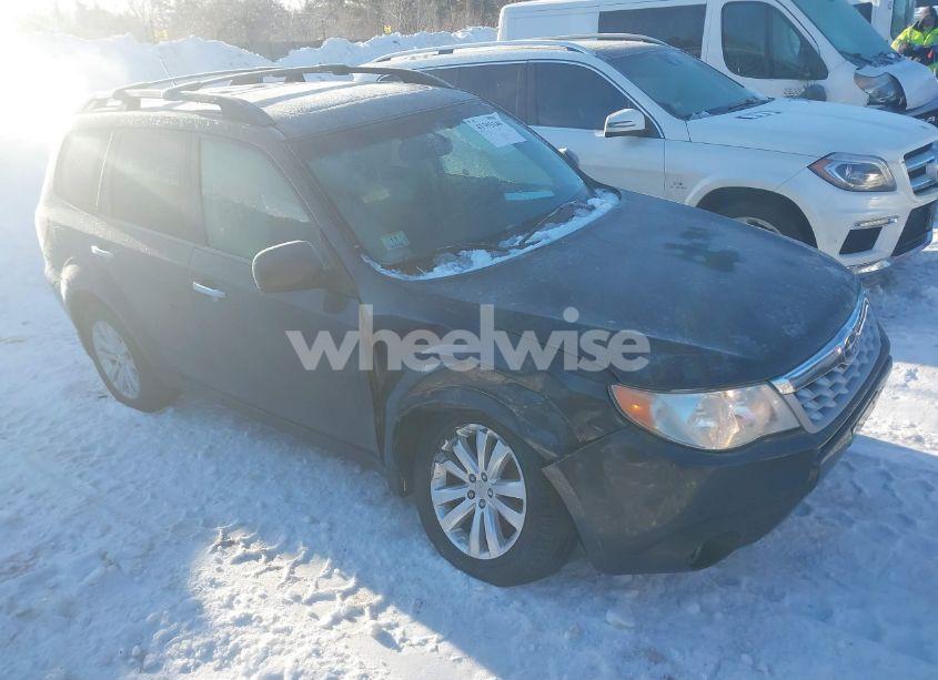 2012 Subaru Forester 2.5X LIMITED (VIN JF2SHAECXCH406790) main photo