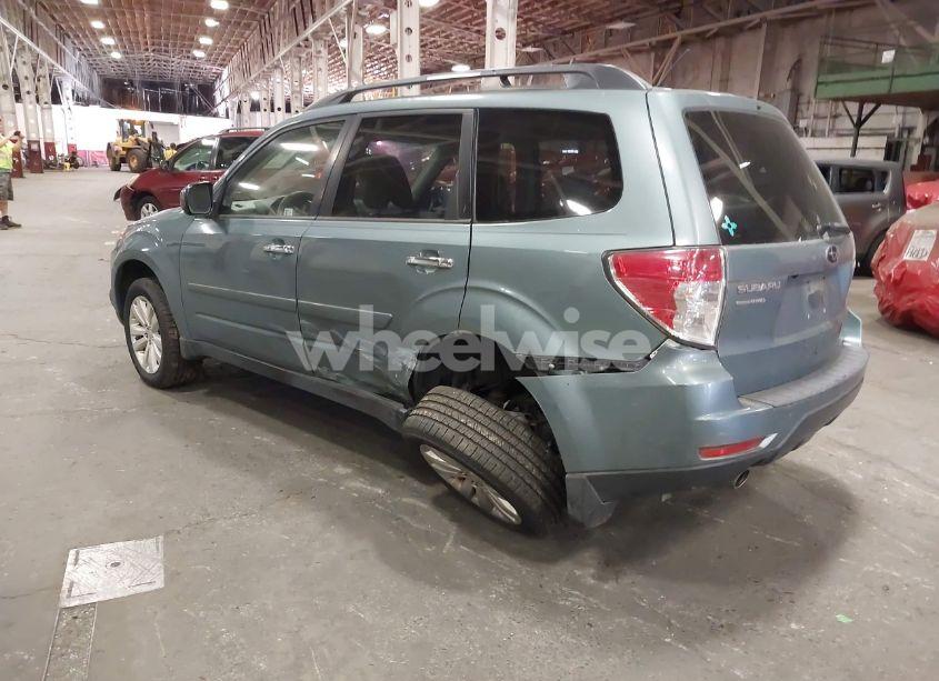 Photo 3 of 2012 Subaru Forester 2.5X LIMITED (VIN JF2SHAECXCH432841)