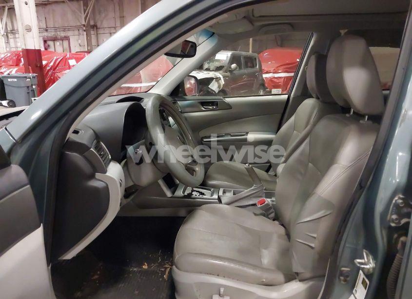 Photo 5 of 2012 Subaru Forester 2.5X LIMITED (VIN JF2SHAECXCH432841)