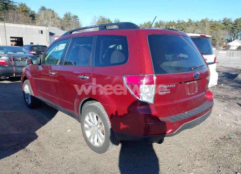 Photo 3 of 2012 Subaru Forester 2.5X LIMITED (VIN JF2SHAECXCH464690)